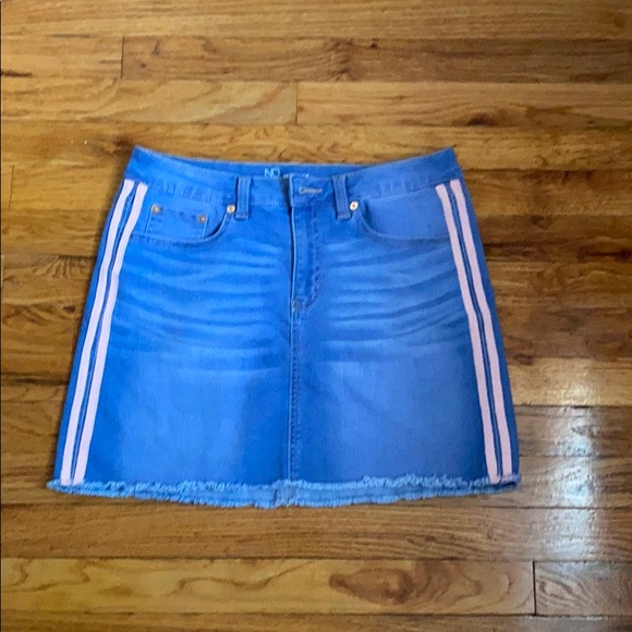 mid rise denim skirt